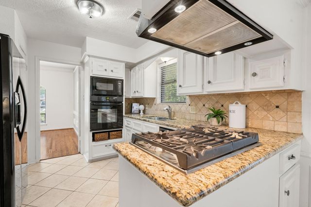 6403 Willow Pine Drive, Spring, TX 77379