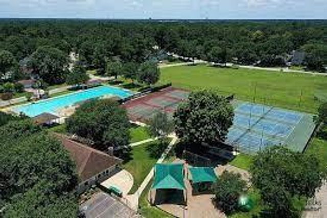 6403 Willow Pine Drive, Spring, TX 77379