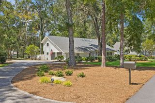 37 Cat Brier Lane, Hilton Head Island, SC 29926
