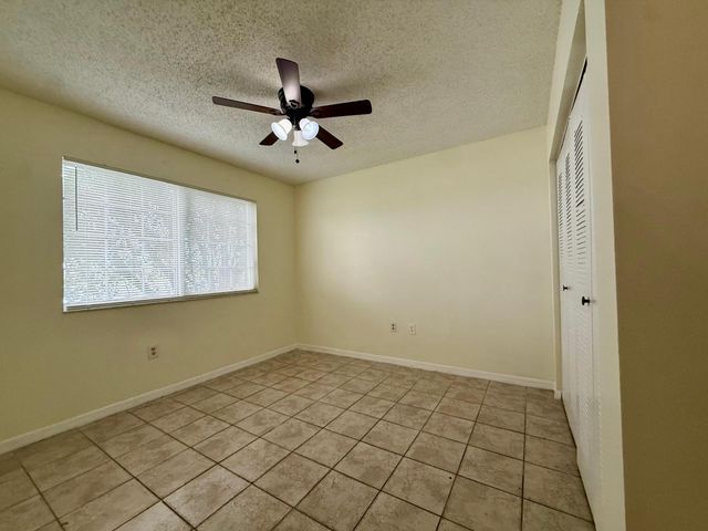 5065 Wiles Road 204, Coconut Creek, FL 33073