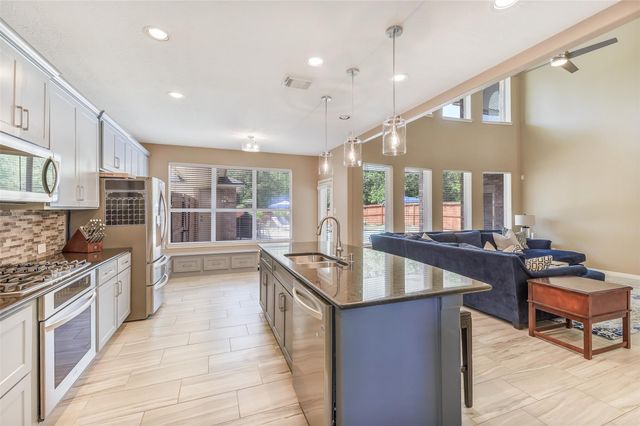 13502 Hammond Hills Lane, Houston, TX 77044