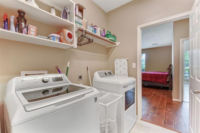 13502 Hammond Hills Lane, Houston, TX 77044