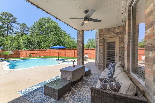 13502 Hammond Hills Lane, Houston, TX 77044