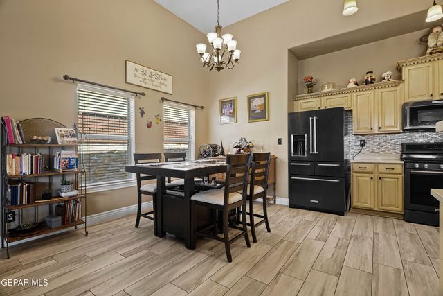 5552 GUSTAVO MADRID Lane, El Paso, TX 79934