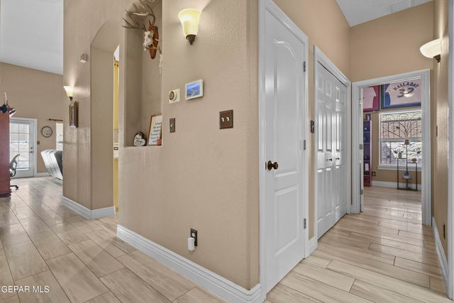 5552 GUSTAVO MADRID Lane, El Paso, TX 79934