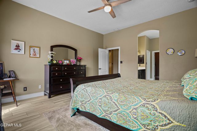 5552 GUSTAVO MADRID Lane, El Paso, TX 79934
