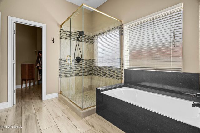 5552 GUSTAVO MADRID Lane, El Paso, TX 79934