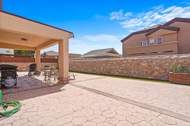 5552 GUSTAVO MADRID Lane, El Paso, TX 79934