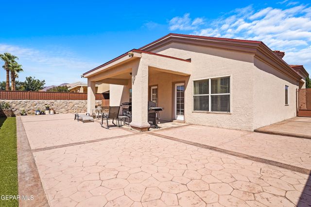 5552 GUSTAVO MADRID Lane, El Paso, TX 79934