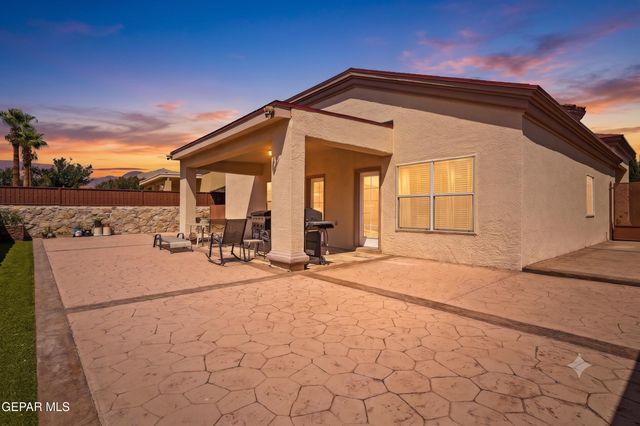 5552 GUSTAVO MADRID Lane, El Paso, TX 79934