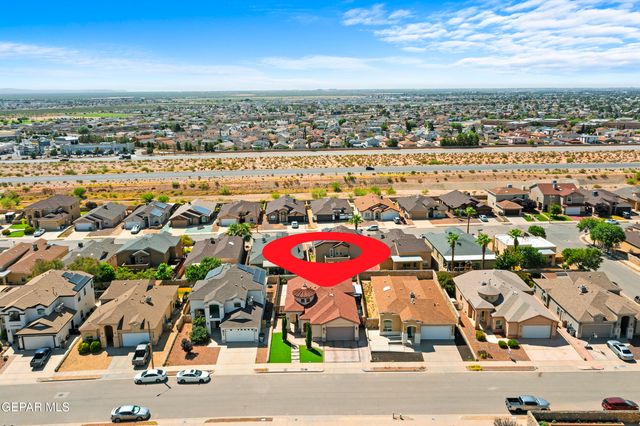 5552 GUSTAVO MADRID Lane, El Paso, TX 79934