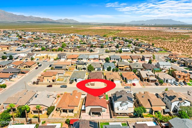 5552 GUSTAVO MADRID Lane, El Paso, TX 79934