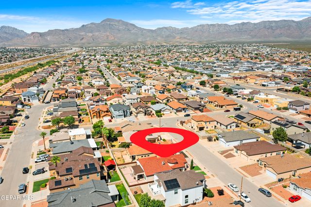 5552 GUSTAVO MADRID Lane, El Paso, TX 79934