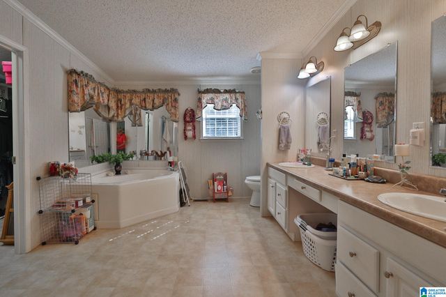 68 MOSS LANE, Pell City, AL 35125