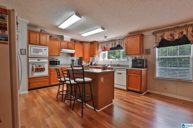 68 MOSS LANE, Pell City, AL 35125