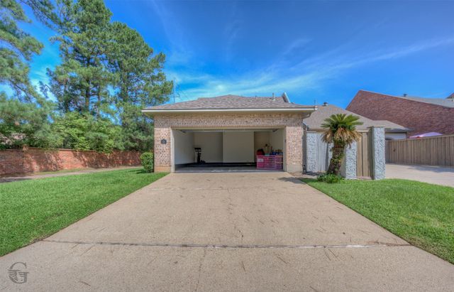 424 Danbury Drive, Shreveport, LA 71106