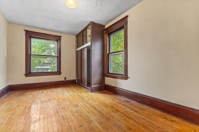 1256 Ashland Avenue, Saint Paul, MN 55104
