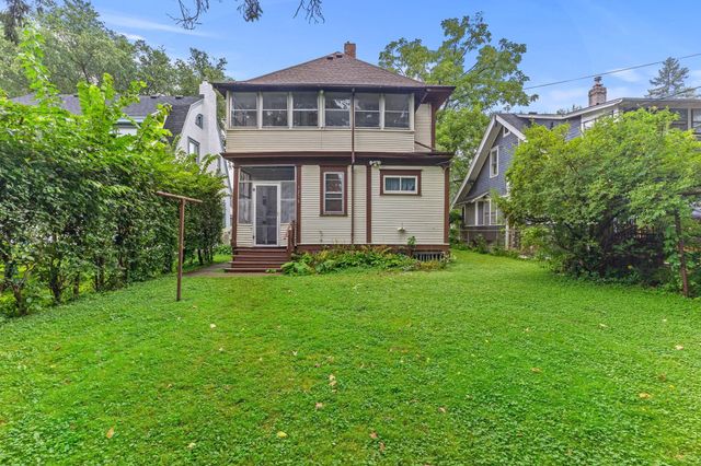 1256 Ashland Avenue, Saint Paul, MN 55104