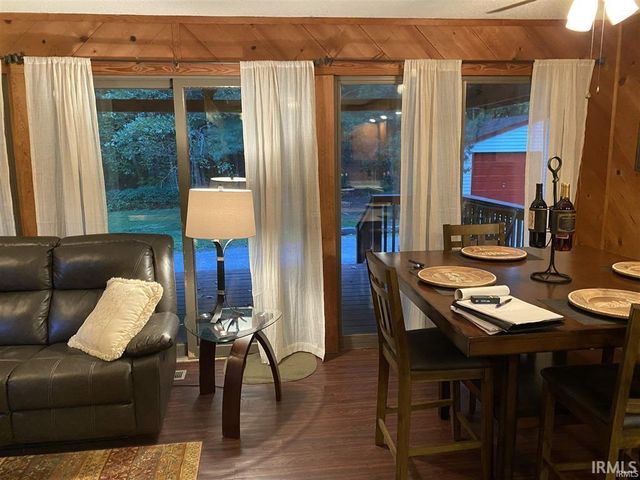 1832 Orchard Road, Evansville, IN 47720