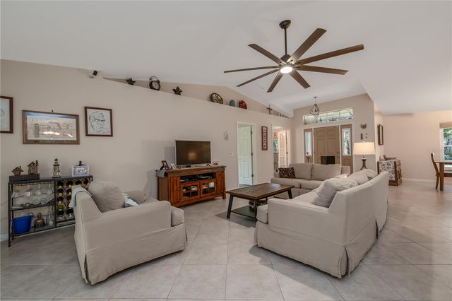 633 ART CENTER AVENUE, New Smyrna Beach, FL 32168