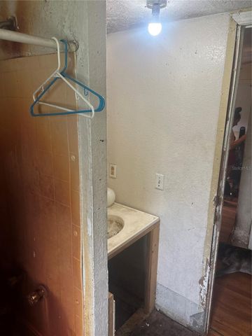 7206 WHALENS HIDEAWAY STREET, Plant City, FL 33565
