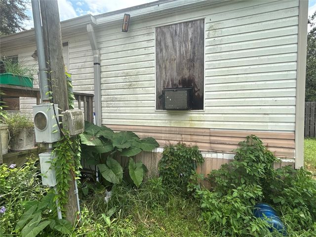 7206 WHALENS HIDEAWAY STREET, Plant City, FL 33565