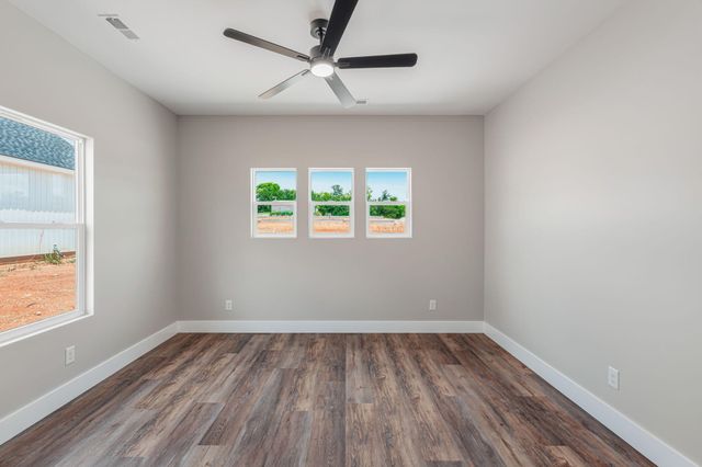1028 Wentford Avenue, Sweetwater, TN 37874