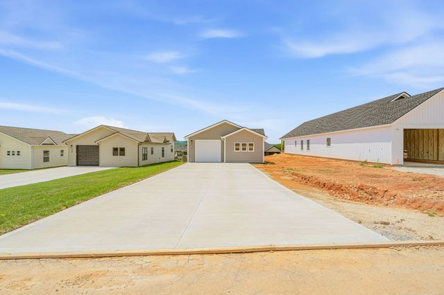1028 Wentford Avenue, Sweetwater, TN 37874