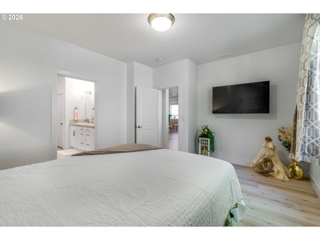 15425 Sw EVERGLADE Ave, Tigard, OR 97224