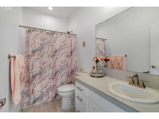 15425 Sw EVERGLADE Ave, Tigard, OR 97224