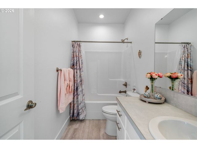 15425 Sw EVERGLADE Ave, Tigard, OR 97224