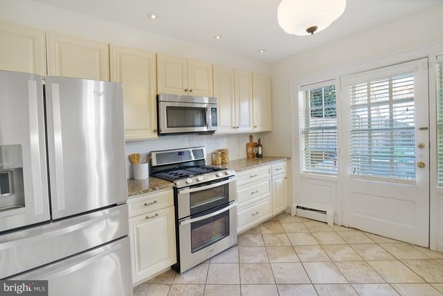 625 S SAINT ASAPH ST, Alexandria, VA 22314