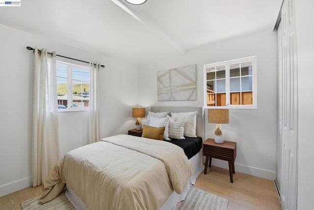 363 Lafayette Ave, Hayward, CA 94544