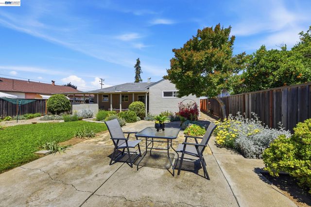 363 Lafayette Ave, Hayward, CA 94544
