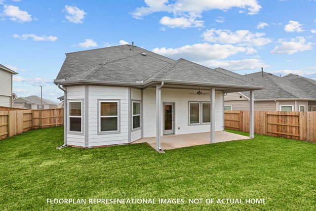 768 Hackberry Branch Court, Magnolia, TX 77354