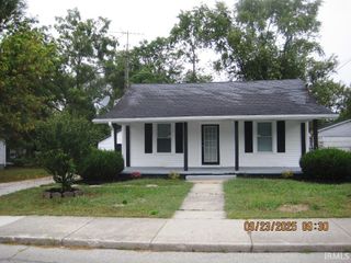 1806 E 18Th Street, Muncie, IN 47302