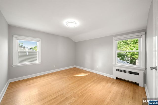 26 W Lawn Road, Livingston, NJ 07039