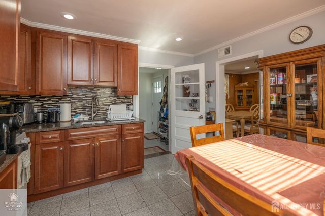 601 Main Street, Sayreville, NJ 08872