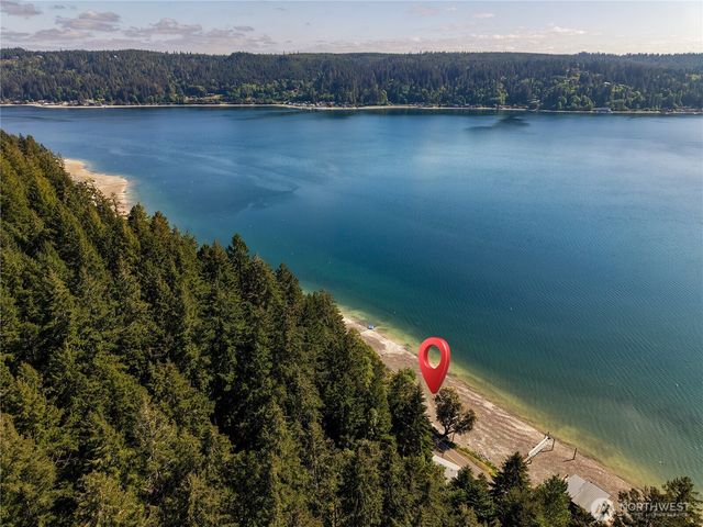 13370 NE North Shore Road, Belfair, WA 98528