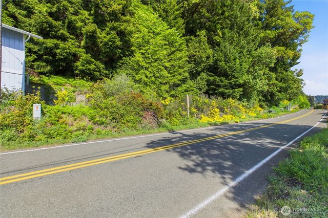 13370 NE North Shore Road, Belfair, WA 98528