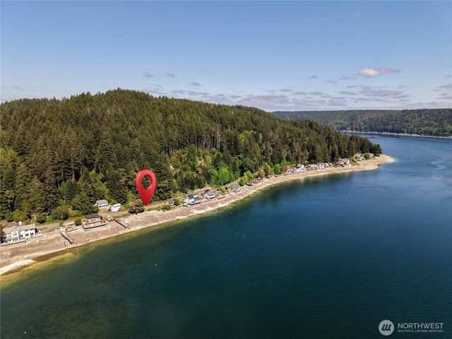 13370 NE North Shore Road, Belfair, WA 98528