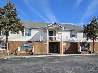 11923 centre St, Chester, VA 23831