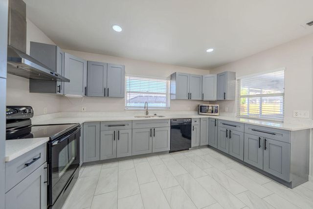 651 SE DEGAN Drive, Port St. Lucie, Port St Lucie, FL 34983