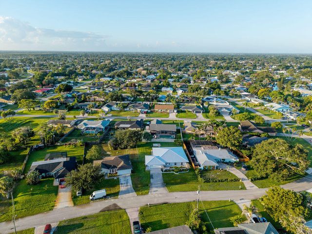 651 SE DEGAN Drive, Port St. Lucie, Port St Lucie, FL 34983