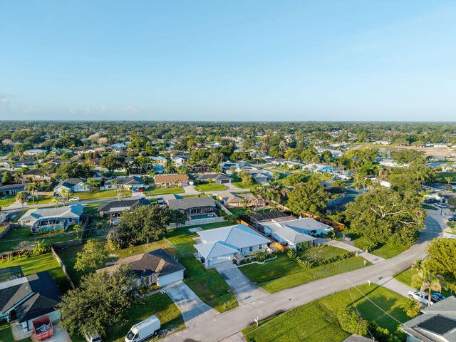 651 SE DEGAN Drive, Port St. Lucie, Port St Lucie, FL 34983