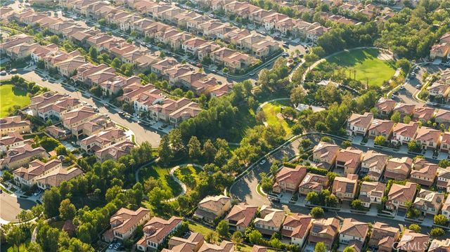 32 Goldenrod, Lake Forest, CA 92630