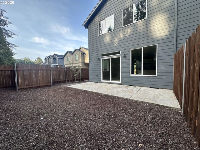 2417 Ne 54TH St, Vancouver, WA 98663