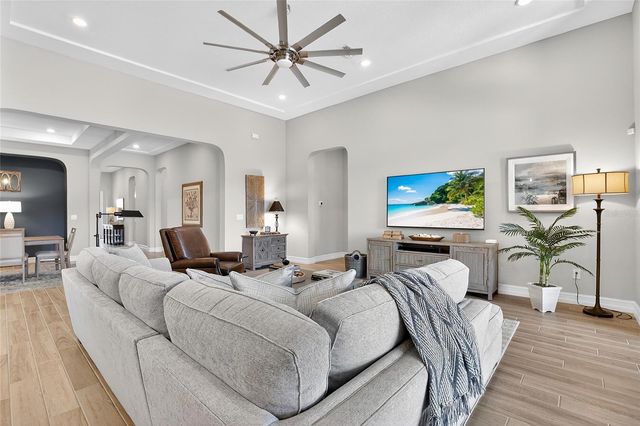 17904 LINDEN COMMON COURT, Lutz, FL 33559