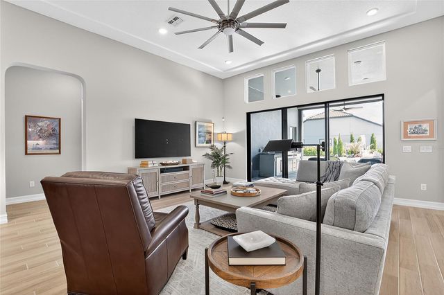 17904 LINDEN COMMON COURT, Lutz, FL 33559