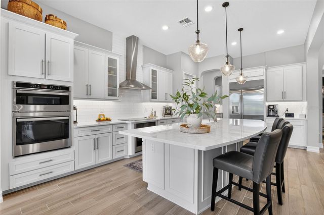 17904 LINDEN COMMON COURT, Lutz, FL 33559